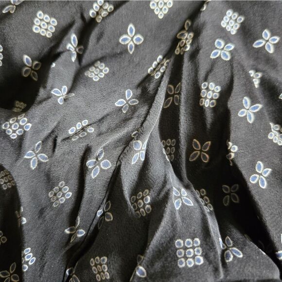 Club Monaco Soft and Silky Black and White Pull on Pants - Picture 5 of 7